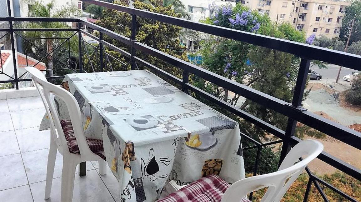Homestay With Nice View In Comfortable Area ลิมาซอล ภายนอก รูปภาพ